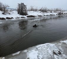 Továbbra sem találják a Kis-Szamosba esett négyéves gyermeket – A búvárok folytatják a keresést