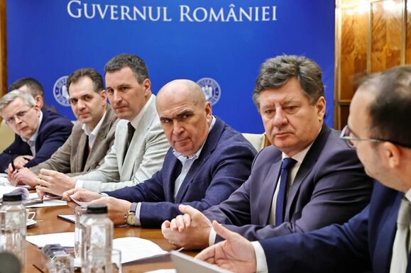 Csoma Botond: egyetlen pártnak sem érdeke a kormány megbuktatása