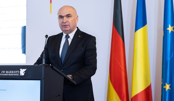 Bolojan javára dőlt el a bizalmi szavazás