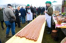 Közel 75 méteres kolbász készült a szatmári Böllérversenyen (VIDEÓ)