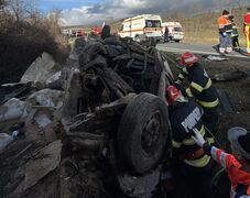 FRISSÍTVE: Halálos baleset Krassó-Szörény megyében – Három személy életét vesztette