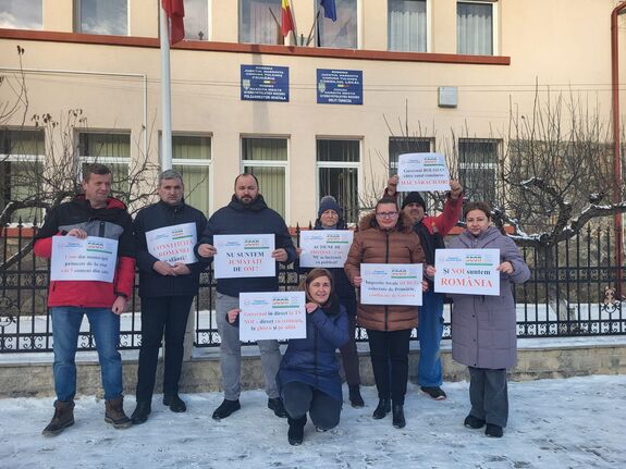 Két tucat Hargita megyei község önkormányzati dolgozói sztrájkoltak kedden