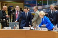 Románia külpolitikailag fokozatosan elmagányosodott 