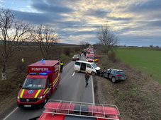 Súlyos baleset: öt autó ütközött össze Bihar megyében