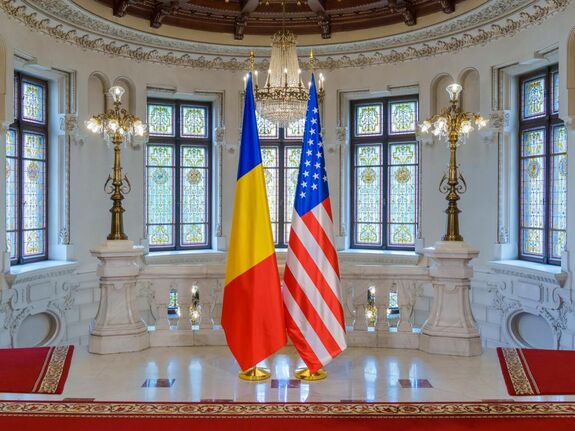 Politikai források: Románia továbbra is vacillál, részt vegyen-e  Trump Béketanácsának alakuló ülésén