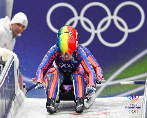 A legjobb tíz között a szánkóslányok