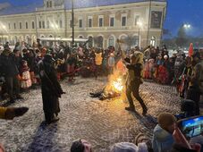 Szakadó hóban űzték el a telet Sepsiszentgyörgyön (VIDEÓ)