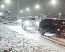 Hó, szél és káosz az elmúlt két napban: több mint 900 kidőlt fa, 438 megrongált jármű