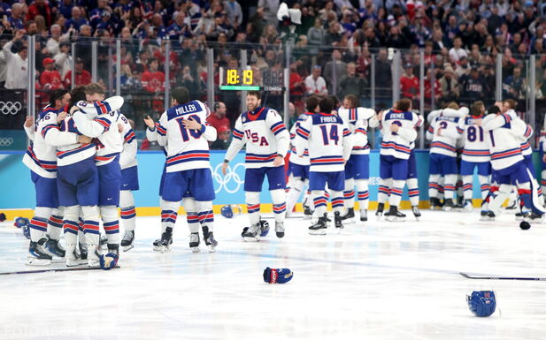  Hosszabbítás után az Egyesült Államok nyerte az álomdöntőt a férfi jégkorongtornán