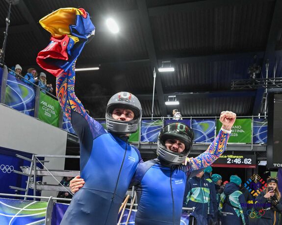 Ez is történt: elnöki gratuláció, megduplázott jutalom, börtönbe küldött futballhuligánok