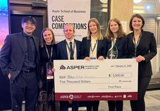 Kanadából hozták haza az aranyérmet a BBTE hallgatói