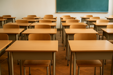 Kitiltják a szexuális ragadozókat az iskolákból, kórházakból, szociális intézetekből