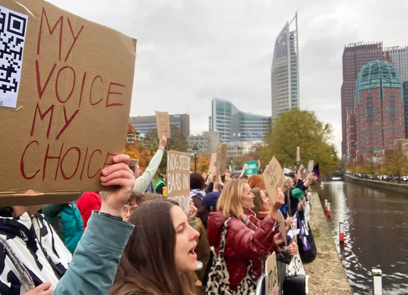 Megnyílt az út a biztonságos abortuszhoz? – Részsikert ünnepelt a polgári kezdeményezés