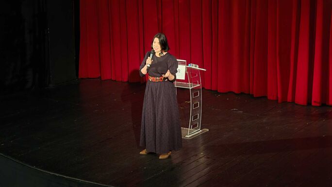 Fonóasszony a női örökségről, szakrális terekről és az emlékezés erejéről