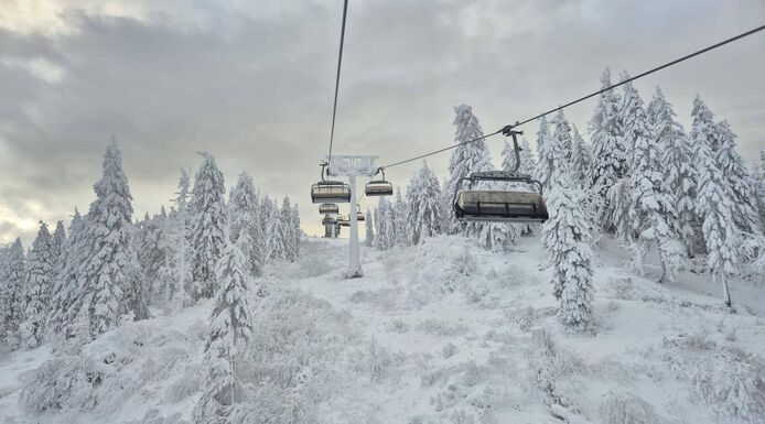 Kinyitottak a sípályák Brassópojánán