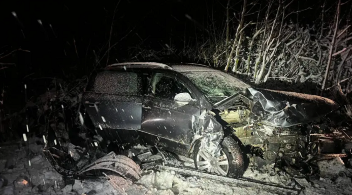 Frontális ütközés: gyermekek is kórházba kerültek