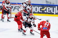 Jégkorong Erste Liga – Sorozatban negyedszer kapott ki a címvédő Gyergyói HK