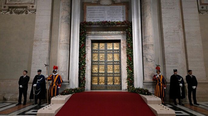 Rendkívüli biztonsági készültség a szentév lezárására