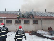 Egy istállóban csatpak fel a lángok Gyergyóremetén