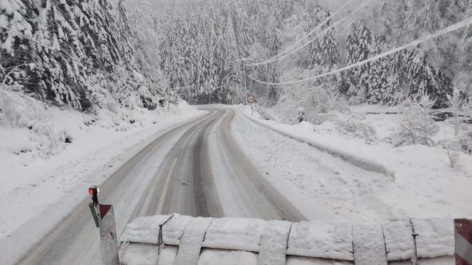 Fehér megye: közel 5000-re nőtt az áramszolgáltatás nélkül maradt háztartások száma