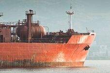 Az Egyesült Államok lefoglalta a „szellemflotta” második olajszállító hajóját