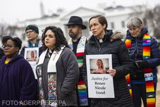 USA: Tüntetések robbantak ki, miután agyonlőtt egy amerikai nőt a bevándorlási hivatal ügynöke (VIDEÓ)