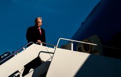 Trump az irániaknak: „Tüntessetek tovább, a segítség úton van”