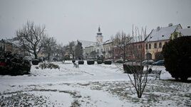 Megszorítások árnyékában: mi épül tovább, és mi kerül parkolópályára Kézdivásárhelyen?