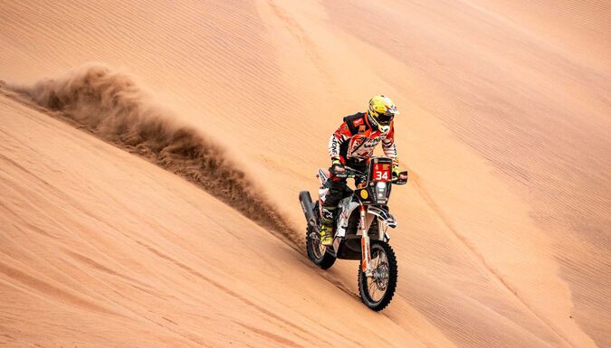 Dakar-rali: Újabb szakasz kipipálva, két nap maradt Gyenes Mani előtt