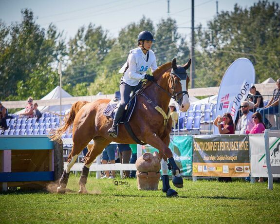 Mindig lovak veszik körül – Nemzetközi eredményekre vágyik a csíkszeredai Gábos Eszter