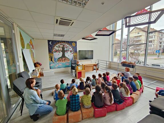 Számokban is mérhető a siker: pezsgő évet zárt a Kájoni János Megyei Könyvtár