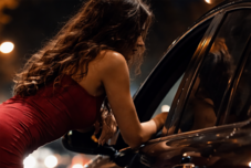 Behajthatatlan bírságok – Milliókkal tartoznak a prostituáltak az önkormányzatoknak