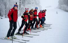 Hegyimentők: A túlzott sebesség okozza a legtöbb balesetet a sípályákon