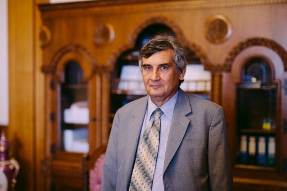 „Elégedetten távozom” – Lemondott Kerekes Károly marosvásárhelyi tanácsos