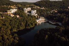 Parajdi bányakatasztrófa – Novák Levente szenátor méltányos elbánást kér Szováta és Korond számára is