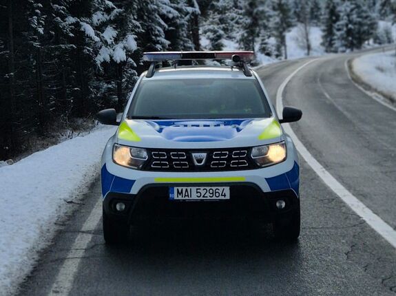 Egy éjszaka két autót lopott el egy csíkszeredai fiatal – őrizetbe vették