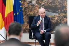 Crin Antonescu: Bolojan körül felépült a „megmentő hős” mítosza (VIDEÓ)