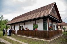 Családi majális és emlékház-avatás Kárásztelken