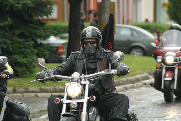 Két évtized két keréken: jubileumi motoros találkozót tart a Flagellum Dei MC Székelyföld