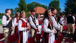 Mentorok segítik a pályaválasztás előtt álló háromszéki diákokat