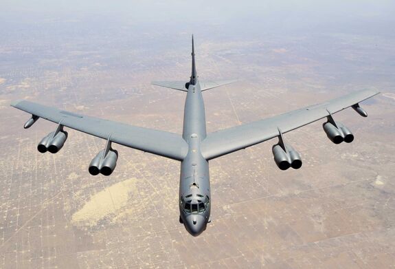 Nehézbombázót veszítettek az amerikaiak és az oroszok is