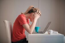 Egyre nehezebb törleszteni a hiteleket – Mi lehet a megoldás?