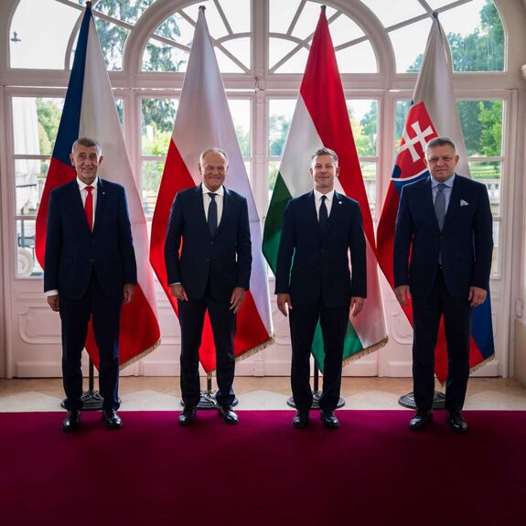 Szorosabbra fűzik a visegrádi együttműködést – Gödöllőn tárgyalt a négy kormányfő (VIDEÓ)