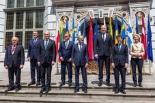 Keleti szárny országai: Ukrajna Európát védi