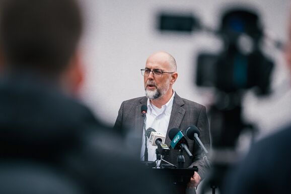 Kelemen Hunor: az RMDSZ politikusai jelen lesznek az indítvány vitáján, de nem szavaznak