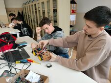 Technikai hajlammal és kreativitással is lehet érvényesülni – A Sapientia egyik „tápegysége” az Elektromaros