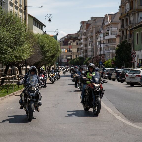 Motorosok lepik el Háromszéket – Két városból indulnak, egy hatalmas menetté állnak össze