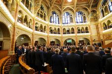 Hétfőn kezdődik a Tisza-kormány miniszterjelöltjeinek parlamenti bizottsági meghallgatása