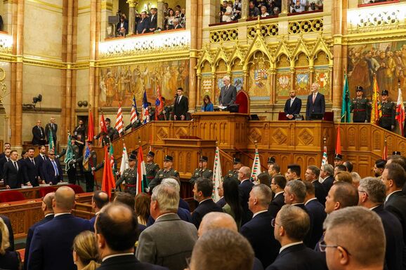 Kedden megalakul az új magyar kormány, ülést tart a parlament, esküt tesznek a miniszterek