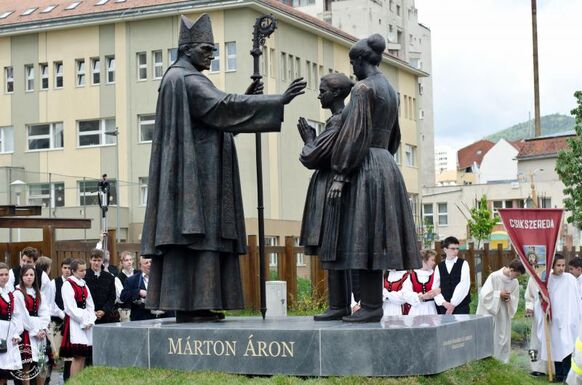A Márton Áron-szoborcsoporthoz várják megemlékezésre a csíkszeredaiakat szombaton